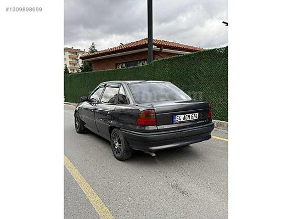 MARS CAR AUTO OPEL ASTRA GL