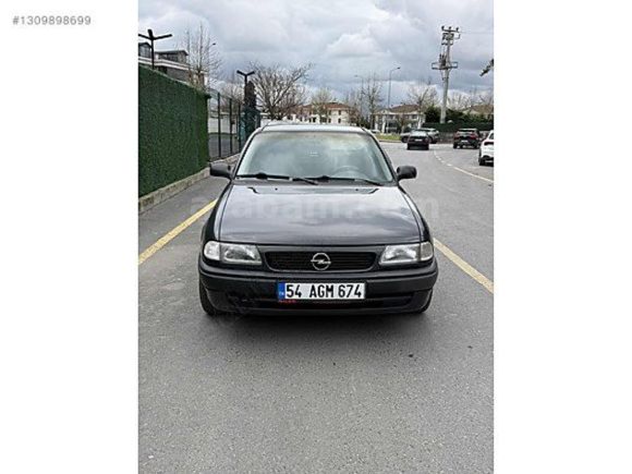 MARS CAR AUTO OPEL ASTRA GL