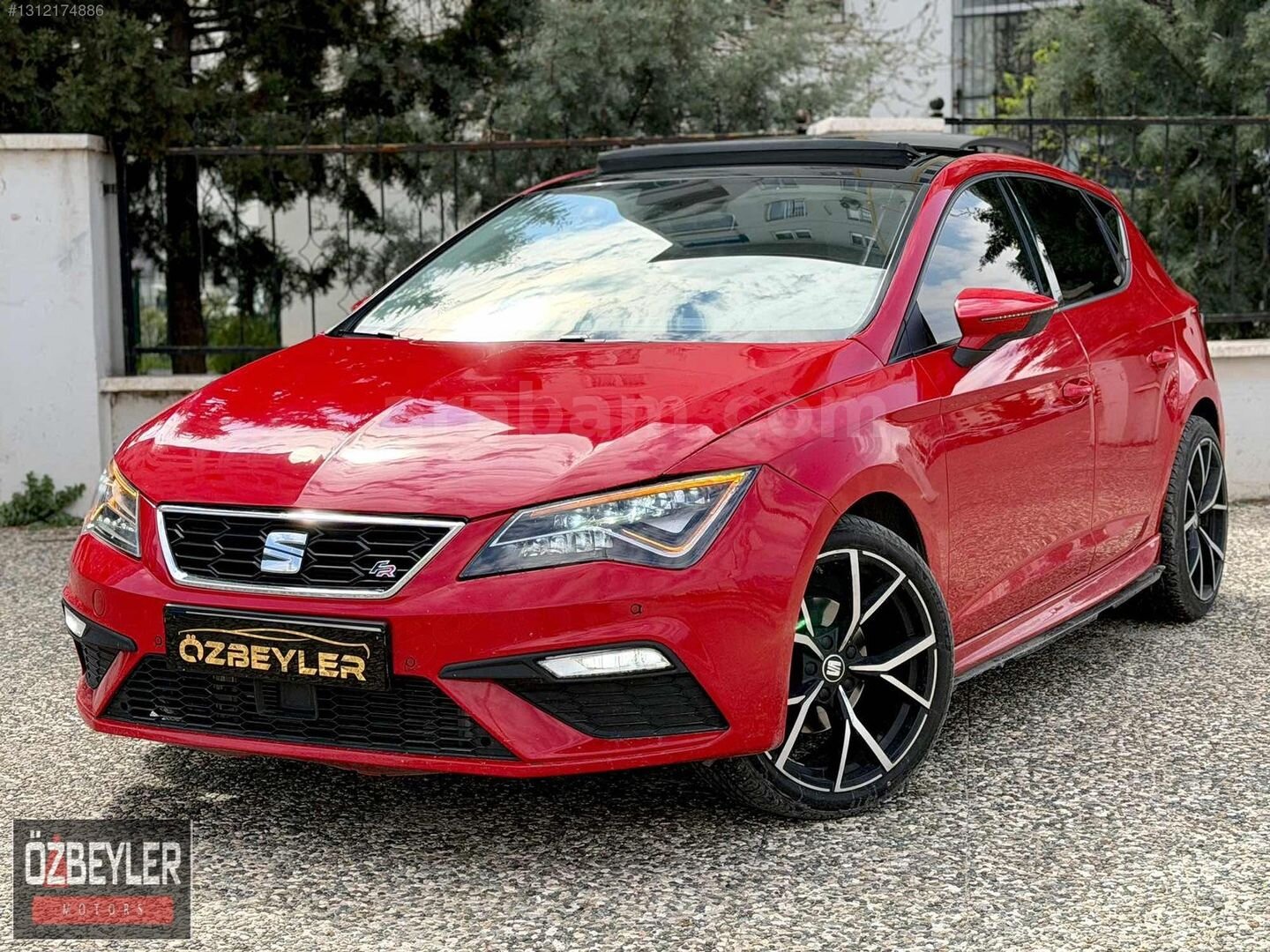ÖZBEYLER MOTORS'DAN *ACİL* LEON FR 1.5 ECOTSİ DÜŞÜK KM 2