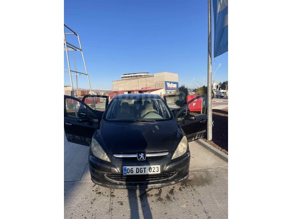 Değişensiz
Sahibinden Peugeot 307 1.6 XT 2004 
Aciliyetinden dolayı bu fiyata veriyorum ilk gelen alır