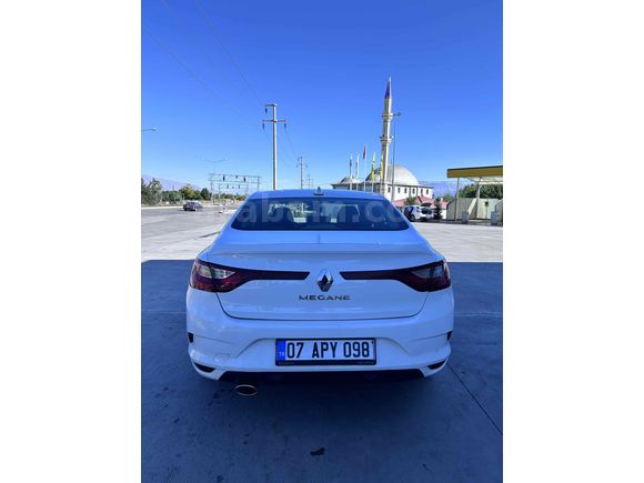 Sahibinden Renault Megane 1.3 TCe Touch 2020 Model
