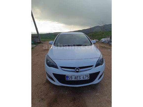 Sahibinden Opel Astra 1.6 CDTI Design 2017 Model  182.000 km Beyaz
