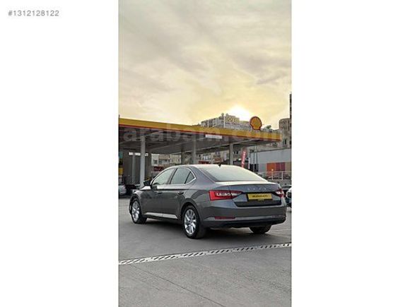 MELİKHAN AUTO'DAN 2022 SKODA SUPERB HATASIZ BOYASIZ