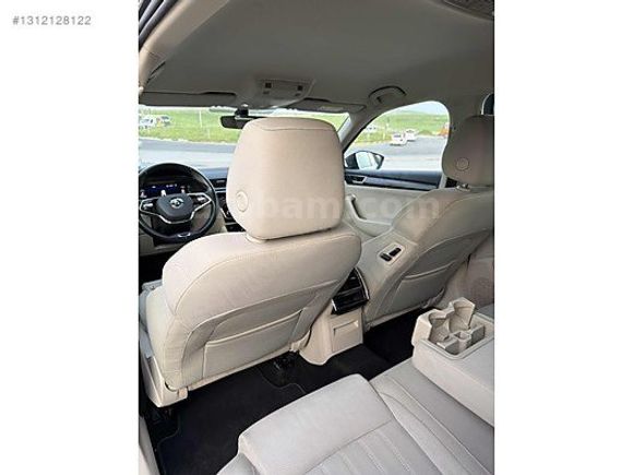 MELİKHAN AUTO'DAN 2022 SKODA SUPERB HATASIZ BOYASIZ