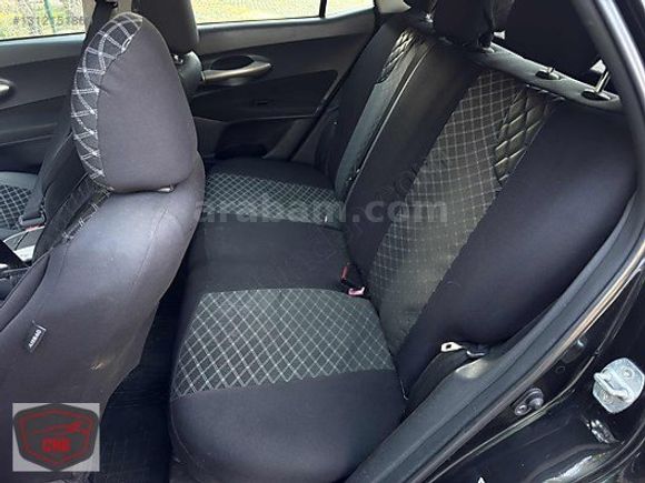 - AURIS 1.4D-4D COMFORT -