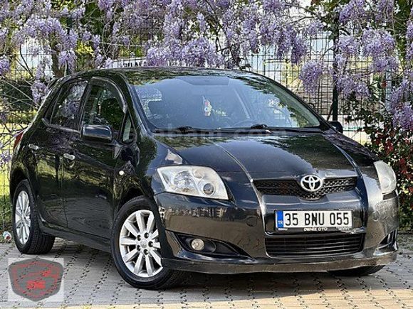 - AURIS 1.4D-4D COMFORT -