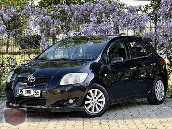 - AURIS 1.4D-4D COMFORT -