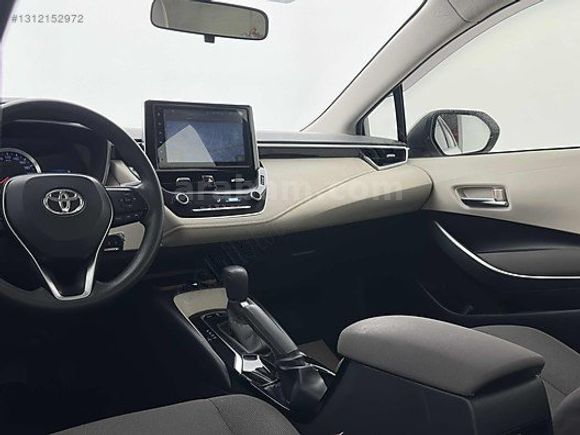 K.KARTINA 9 TAKSİT 2020 COROLLA 1.6 VISION MULTMEDIA EKRAN