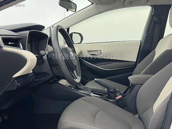 K.KARTINA 9 TAKSİT 2020 COROLLA 1.6 VISION MULTMEDIA EKRAN