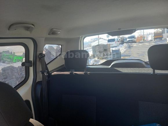 Sahibinden Fiat Fiorino Combi 1.4 Fire Pop 2018 Model  84.000 km Beyaz