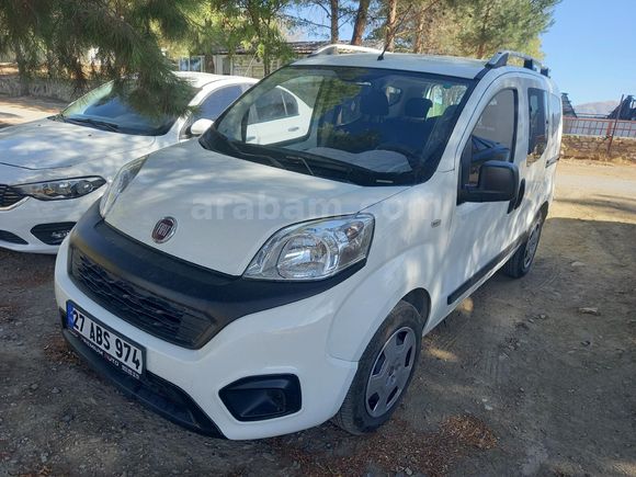 Sahibinden Fiat Fiorino Combi 1.4 Fire Pop 2018 Model  84.000 km Beyaz