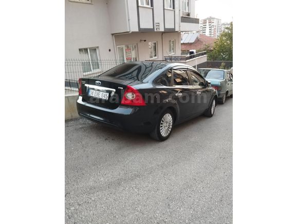 Sahibinden Ford Focus 1.6 TDCi Titanium 2009 Model  252.000 km Siyah