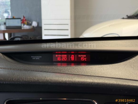 | UNIQ AUTO | 2015 KİA CEED CONSEPT PLUS CAM TAVAN KATLANIR AYNA