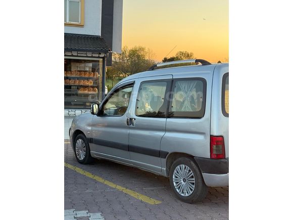 Sahibinden Peugeot Partner 2.0 HDI 2006 Model