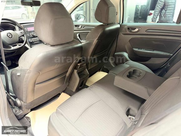 2018 1.5 DİZEL OTM. TOUCH MEGANE KEYLESS GO/S&S/12-24-36AY SENET