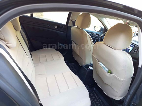Sahibinden Renault Megane 1.3 TCe Joy 2020 Model 