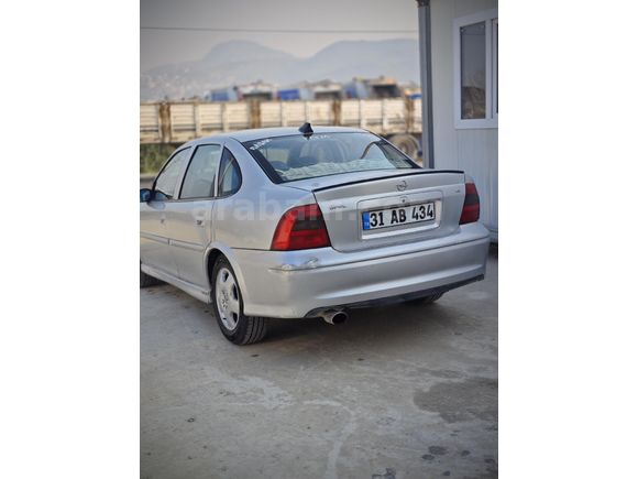 Sahibinden Opel Vectra 1.6 2000 Model  255.000 km Gri