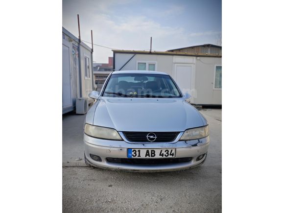 Sahibinden Opel Vectra 1.6 2000 Model  255.000 km Gri