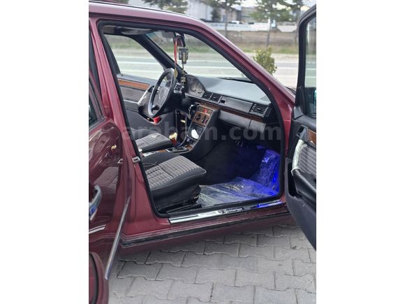 Sahibinden Mercedes - Benz E 200 1994 Model