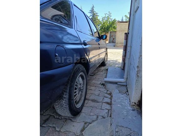 Sahibinden Ford Escort 1.6 CLX 1999 Model 