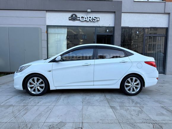 Sahibinden Hyundai Accent Blue 1.6 CRDI Mode 2016 Model 