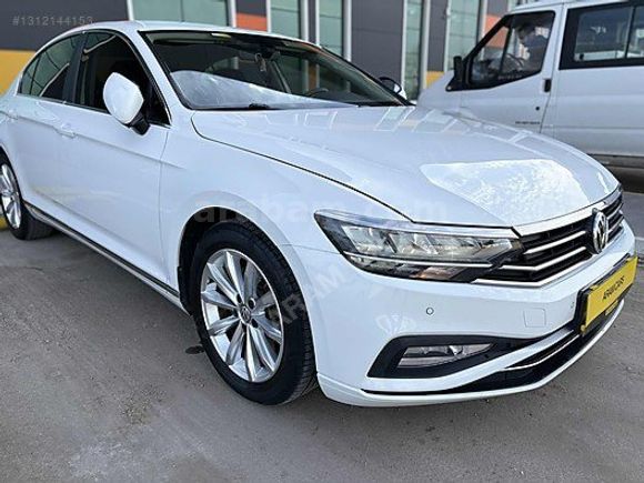 2020 MODEL TEMİZ DÜŞÜK KM PASSAT EMSALSİZ