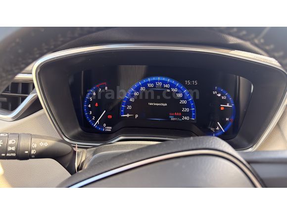 Sahibinden Toyota Corolla 1.5 Flame 2021 Model 