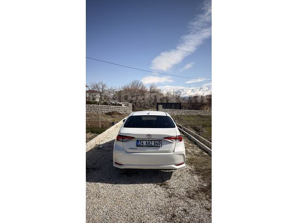 Sahibinden Toyota Corolla 1.5 Flame 2021 Model 