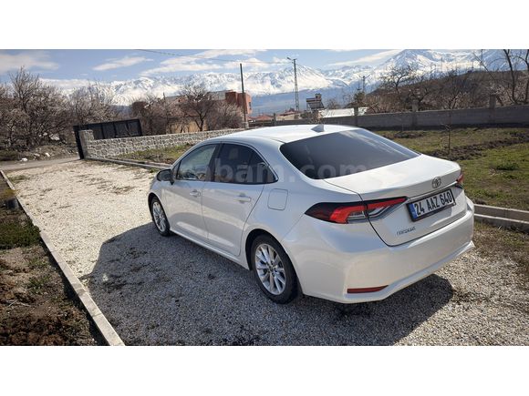 Sahibinden Toyota Corolla 1.5 Flame 2021 Model 