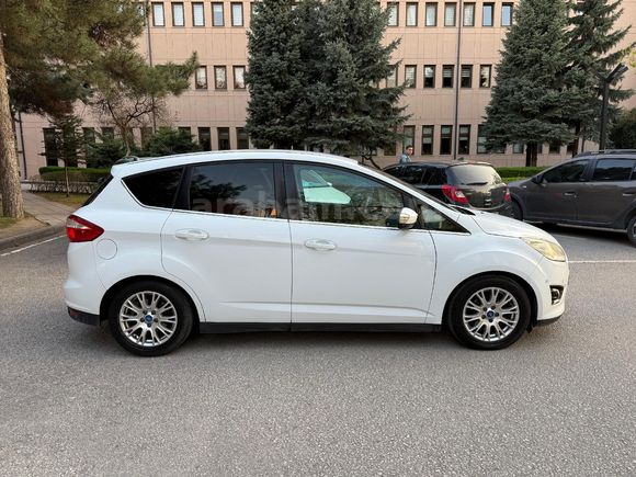 Sahibinden Ford C-Max 1.6 TDCi Titanium 2012 Model  250.000 km Beyaz