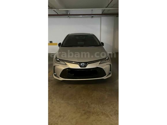 Sahibinden Toyota Corolla 1.8 Hybrid Passion X-Pack 2025 Model Ocak 2026 tescil tarihli