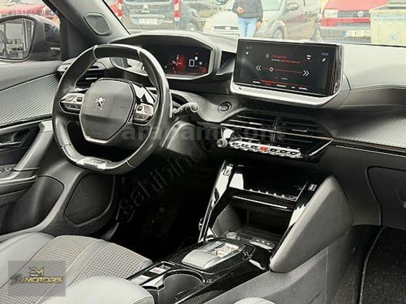 2023-1.2 PURETECH-GT EN DOLUSU-80.oooKM-EMSALSİZ TEMİZLKTE