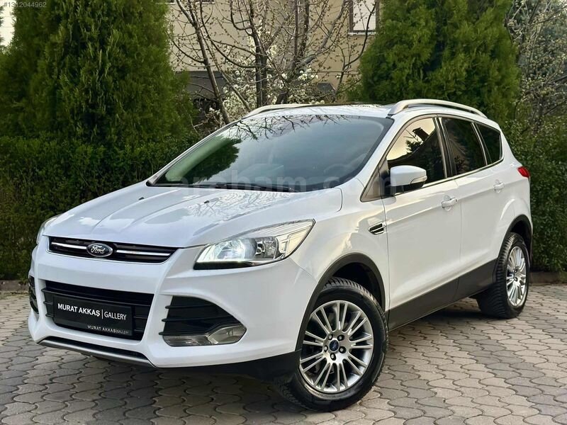 'BOYASIZ 2013 MODEL FORD KUGA TİTANİUM 94.000'KM CAM TAVAN 4x4 1