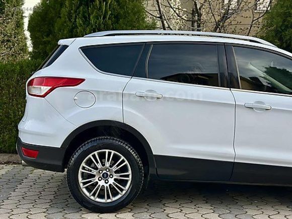 'BOYASIZ 2013 MODEL FORD KUGA TİTANİUM 94.000'KM CAM TAVAN 4x4