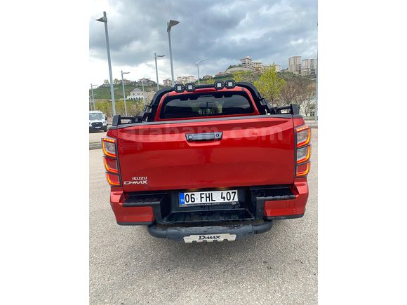 Sahibinden Isuzu D-Max 1.9 D 4x4 V-Cross 2025 Model 