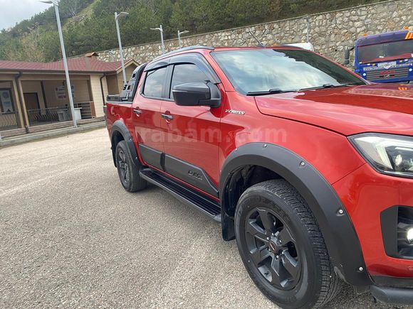 Sahibinden Isuzu D-Max 1.9 D 4x4 V-Cross 2025 Model 