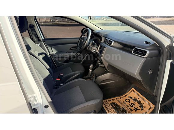 Sahibinden Dacia Duster 1.3 Tce Essential 2023 Model  78.000 km Beyaz