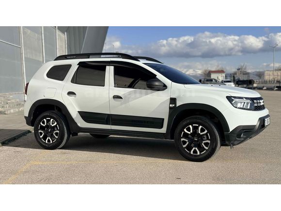 Sahibinden Dacia Duster 1.3 Tce Essential 2023 Model  78.000 km Beyaz