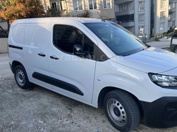 Sahibinden Opel Combo 1.5 CDTI Edition 2025 Model 