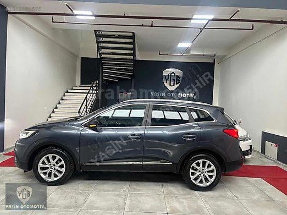 HATASIZZ BOYASIZZ TRAMERSİZ (97.000 km de CAM TAVAN