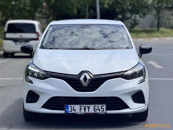 2022 RENAULT CLİO 1.0 TCE 79.000 KM SERVİS BAKIMLI TABLET EKRAN