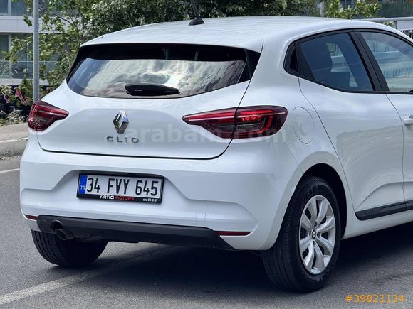 2022 RENAULT CLİO 1.0 TCE 79.000 KM SERVİS BAKIMLI TABLET EKRAN