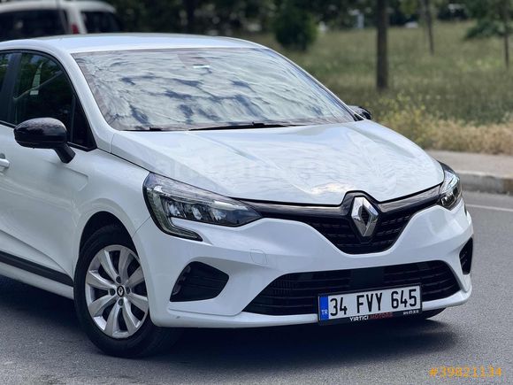 2022 RENAULT CLİO 1.0 TCE 79.000 KM SERVİS BAKIMLI TABLET EKRAN