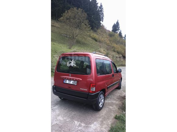 Sahibinden Peugeot Partner 1.9 D 2008 Model