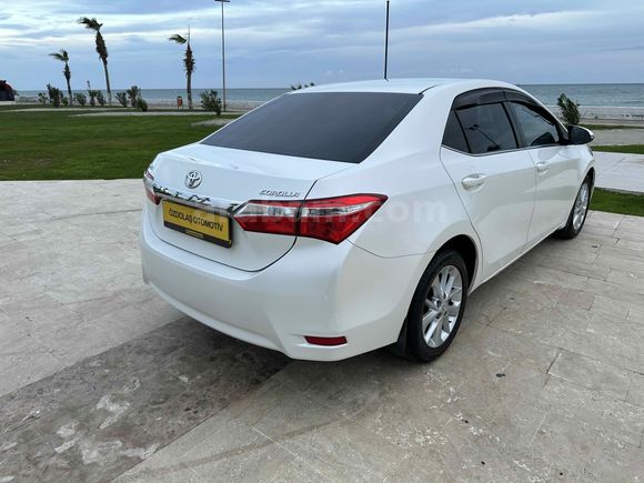 Galeriden Toyota Corolla 1.6 Advance 2015 Model Mersin