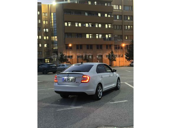 Sağlıkçıdan Skoda Rapid 1.6 TDI Elegance 2014 Model 