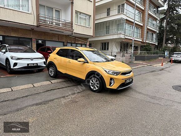 HATASIZ-BOYASIZ-TRAMERSİZ KİA STONİC 1.4 MPI