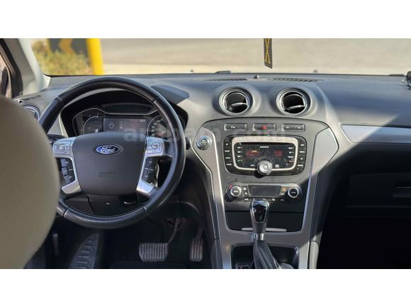 Ford Mondeo 2.0 TDCi Titanium  Düşük km özel plaka