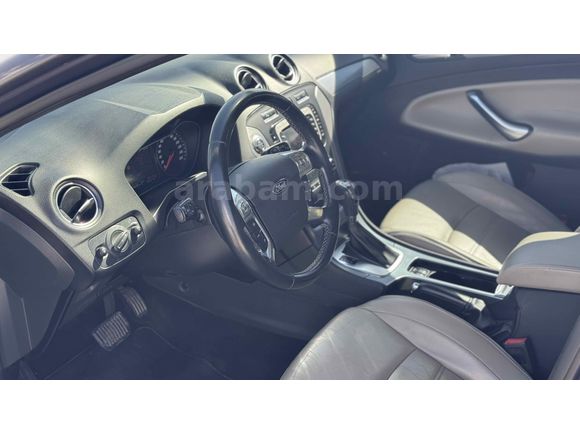 Ford Mondeo 2.0 TDCi Titanium  Düşük km özel plaka