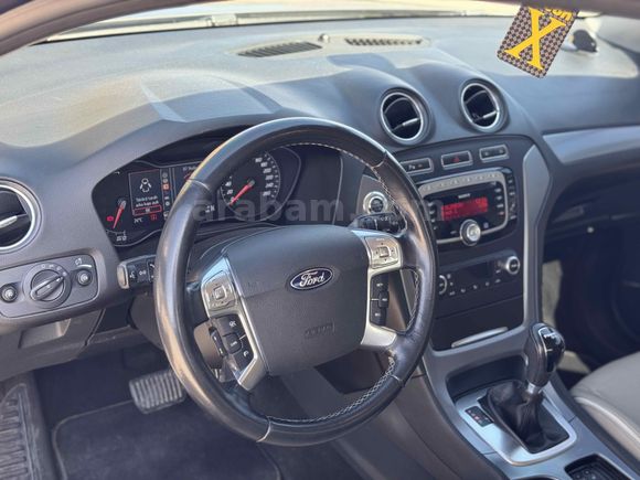 Ford Mondeo 2.0 TDCi Titanium  Düşük km özel plaka